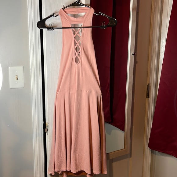 Light pink dress from Express worn once. - Picture 1 of 5